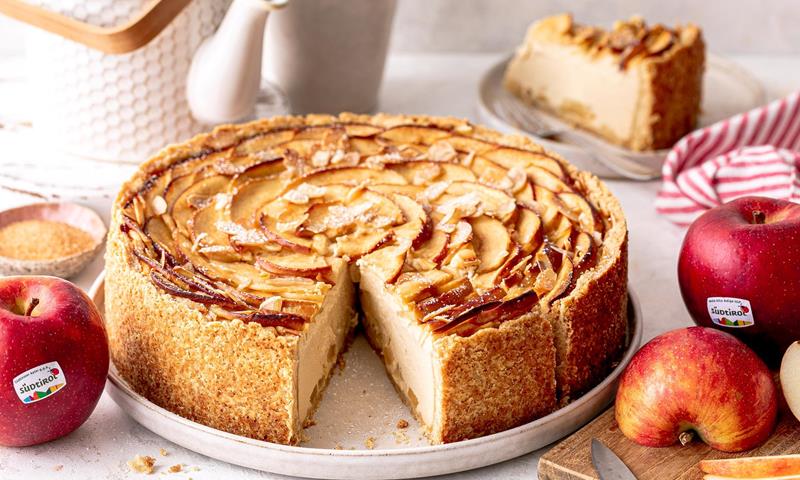 Cheesecake con Mele Alto Adige e marzapane