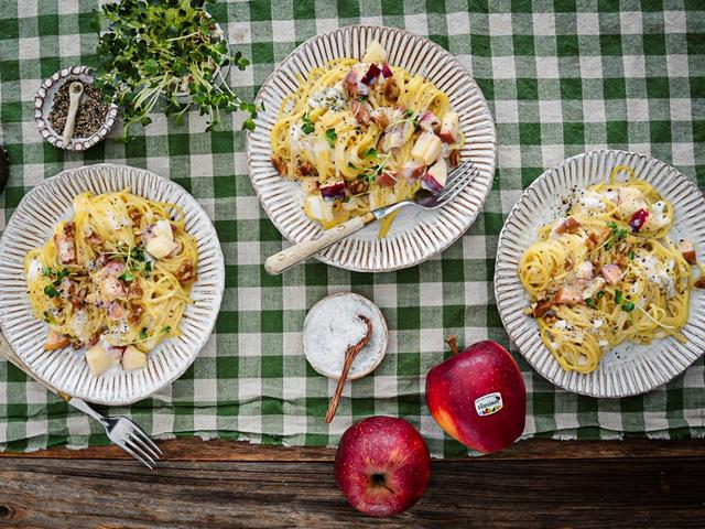 Pasta con gorgonzola, Mela Alto Adige IGP e noci